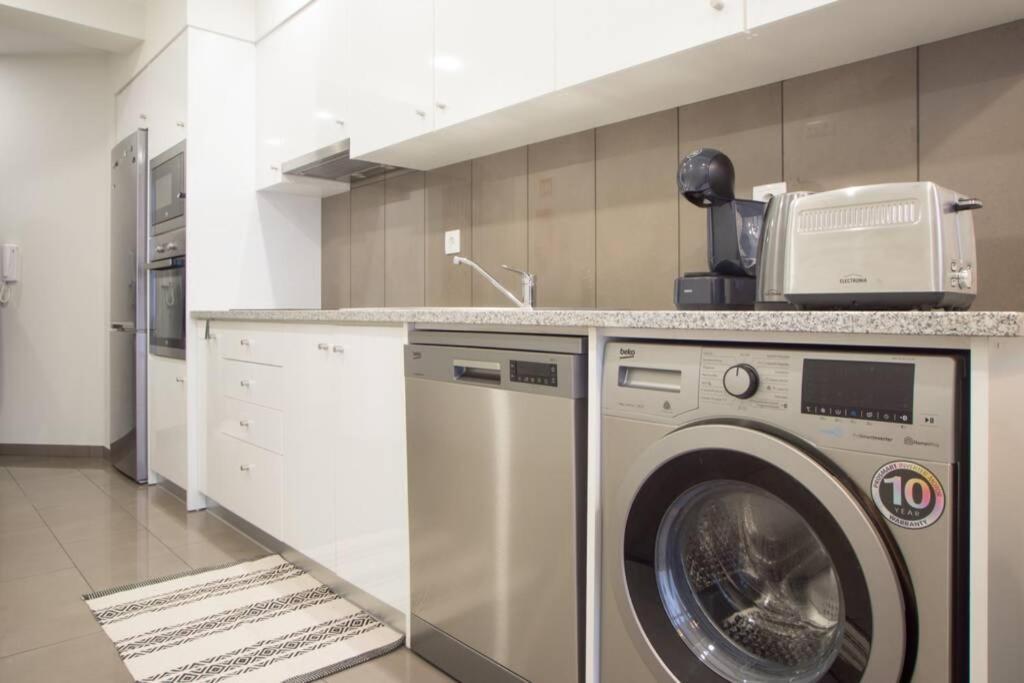 Modern Apartment In Coimbra City Center Ngoại thất bức ảnh